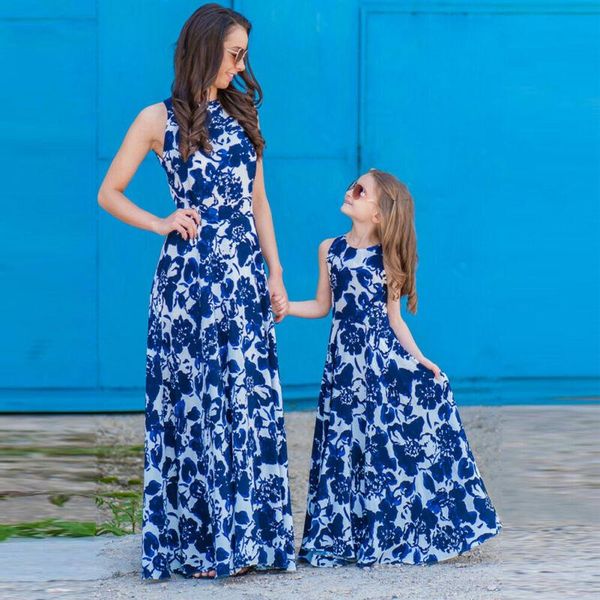 

family matching outfits fashion 2021 clothes mother daughter girls sleeveless floral print summer holiday long dress, Blue