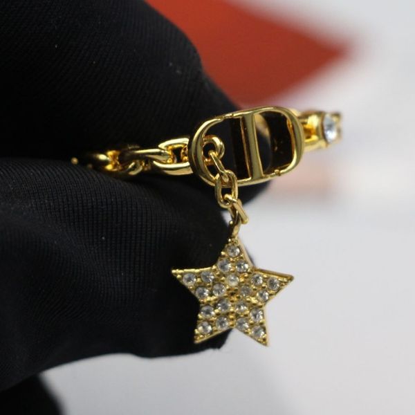 

70% off dijia new brass chain ring family diamond five pointed star pendant fashion hand jewelry, Golden;silver