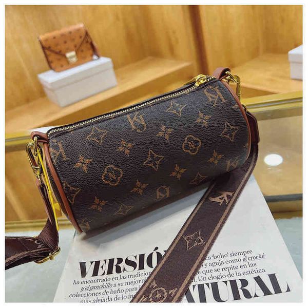 

2022 factory outlet bag women new single shoulder messenger women's old flower pillow wide shoulder belt cylinder bag personality net r