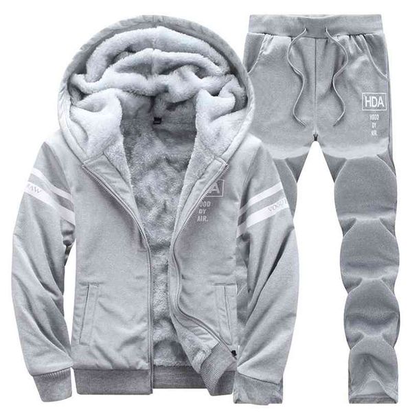 

causal tracksuits men set hooded thicken fleece hoodies + sweatpant winter spring sweatshirt sportswear male letter print 210917, Gray