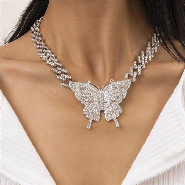 

pendant necklaces retro women's micro-studded big butterfly neck chain fashion cuban alloy necklace, Silver