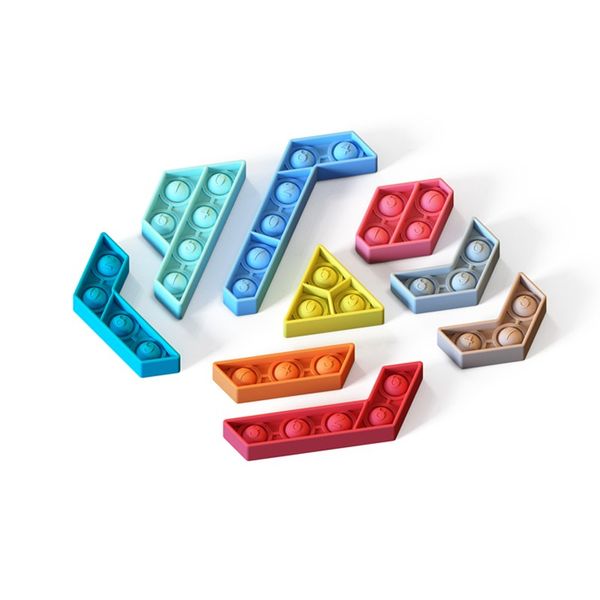 

puzzle of the children's deskeducational toy in 2021