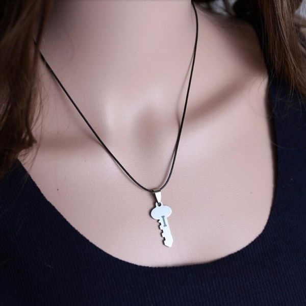

2pcs/lot sliver couple necklace pendant love heart puzzle matching for lovers memorial day gift lock and key necklaces, Silver