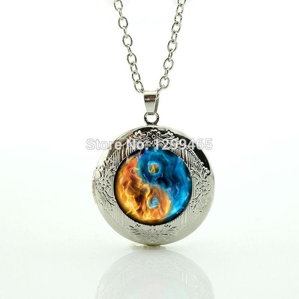 

pendant necklaces collares chinese taoism sign ancient eight diagrams jewelry yinyang picture taiji souvenirs gift to give friends n 818, Silver