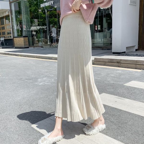 

skirts autumn and winter knitting one-step skirt, hip fishtail medium length, high waist thin wool skirt, Black