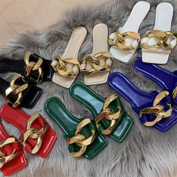 Moda Tasarımcısı Slayt Bayan Terlik Kauçuk Sandalet Metal Plastik Zincir Parmak Arası Terlik Kadın Lüks Sandalet Rahat Ayakkabılar Loafer'lar Plaj Isı Ayakkabıları 35-41