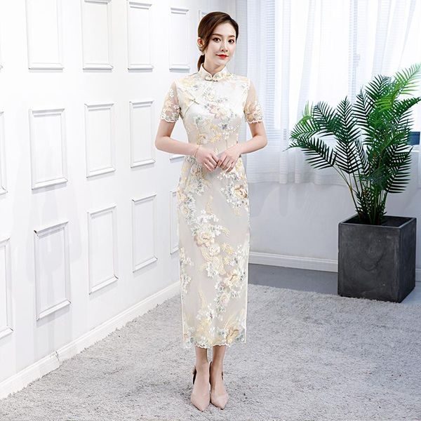 

novelty champagne women cheongsam skirt elegant straight evening dress slim embroidery floral qipao wedding party gown vestidos ethnic cloth, Red