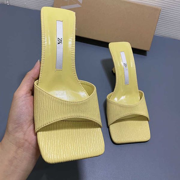 2023 yaz kadın sandalet femme moda kare ayak parmağı yüksek topuklu seksi dış aşınma sarı terlikler kadın sanalias de mujer y0721