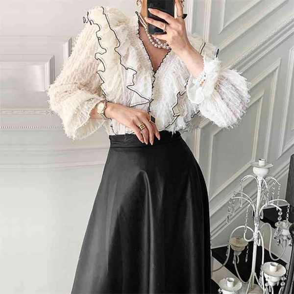 

spring fashion and elegant v-neck fringed ruffled flared sleeve shirt + high-waisted skirt c328 210507, White