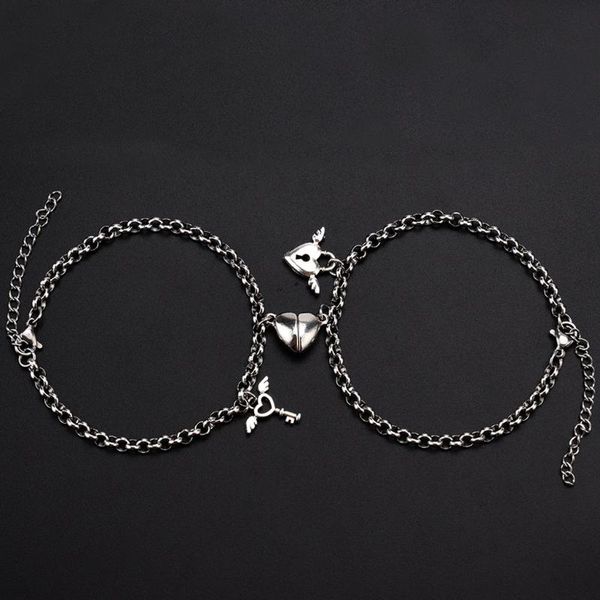 

charm bracelets 2021 comtrude 2pcs / set couples magnet bracelet steel o-shaped 4mm stainless trend, Golden;silver