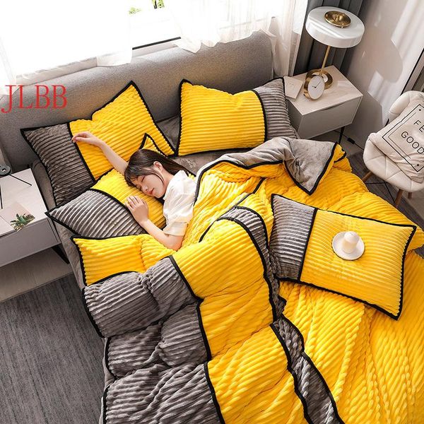 

bedding sets 2021 magic fleece set winter thick duvet cover king constract color flannel velvet bed fashion fitted sheet