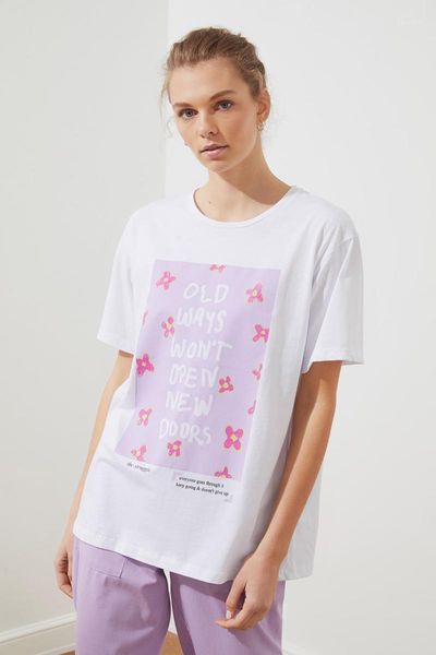 

trendyol printed boyfriend knitted t-shirt twoss21ts1961 women's, White