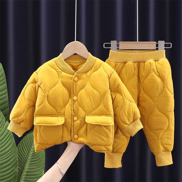 Cappotto caldo Neonato sveglio Neonate Vestiti solidi Pantaloni lunghi 2 pezzi / set Tuta da bambino in cotone 0-5 anni 211224