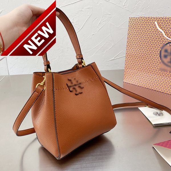 

2022 new tb female portable deformed litchi grain cowhide bucket bag single shoulder messenger tote