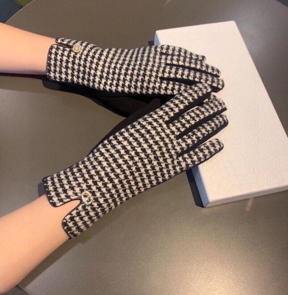 

five fingers gloves luxury womens genuine leather winter warm fluff woman soft female high-quality, Blue;gray