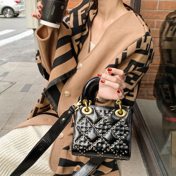 

cr rivet diana handbag bag diagonal female single shoulder classical candyrose replacement flat romantic klajm