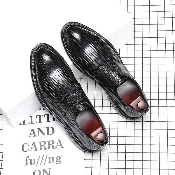 

2021 summer breathable korean british trend striped men's sho casual busins drs leather pointed head 85203-, Black
