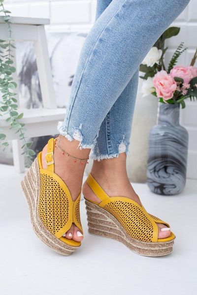 

sandals genuine leather qulilk yellow laser wedges, Black