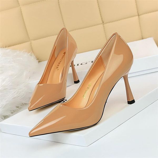 

dress shoes 2021 elegant women 8cm high heels pumps patent leather stripper stiletto yellow nude office lady plus size, Black