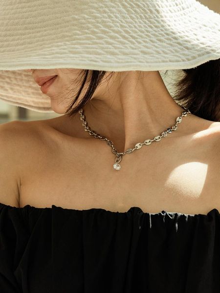 

chains outworks 2021 pig nose zircon hip hop trend retro light luxury design sense clavicle chain simple necklace woman gift party, Silver