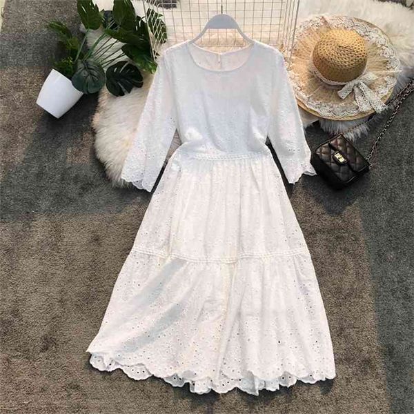 Verão Rodada-pescoço solto boneca branco vestido de renda mulheres bordados oco vestidos elegante f080 210527