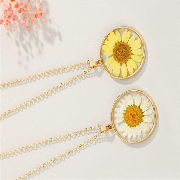 

pendant necklaces daisy sun flower necklace for women vintage dried resin charm clavicle chain jewelry, Silver