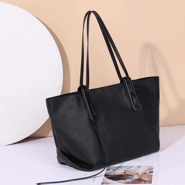 

designer bags2021 new large capacity tote bag women's soft leather shopping handbag single shoulder simple high fashion trend commuter