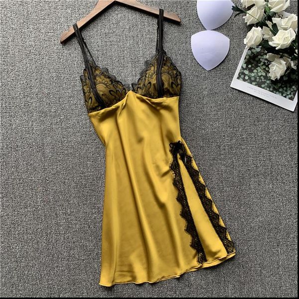 

satin nightgown sleeveless women sleepwear pyjamas with chest pad girl short nightdress, Black;red