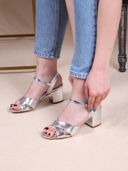 

women silver daily low-heeled shoes 2021 summer season dress, Black