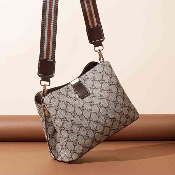 

carlo daisy bag single shoulder women's large capacity wide belt messenger designer handbags