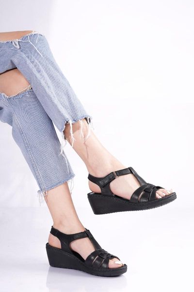 

sandals leather wedges black
