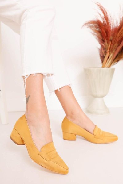 

dress shoes heels mustard suede, Black