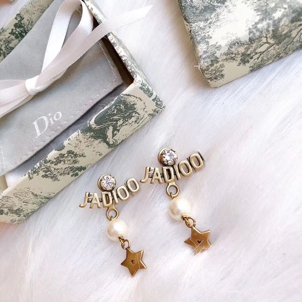

70% off family dijia new five pointed star pearl earrings high version brass female, Golden;silver