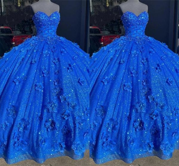 Glitter Tulle Royal Blue Abiti Quinceanera Fiori 3D Perle Abito da ballo senza spalline con perline Sweet 16 Dress Puffy Plus Size Occasioni speciali
