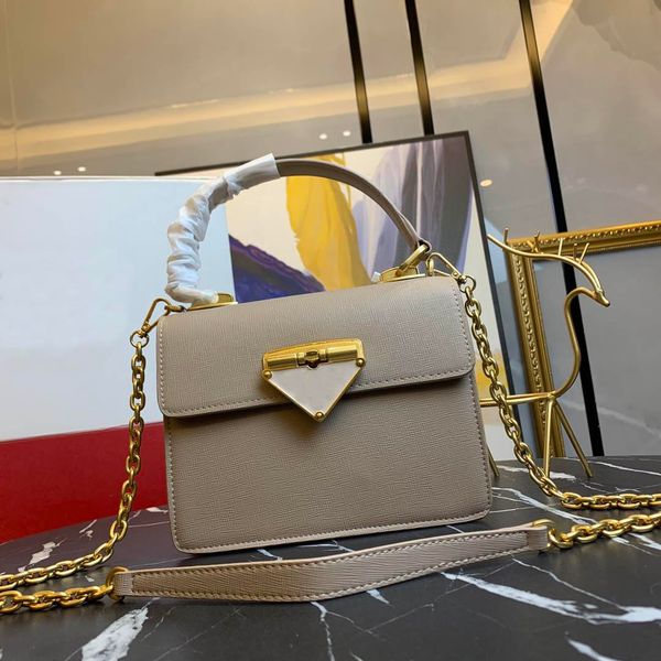

designer handbags 2021 women luxury black chain shoulder bags ladies fashion one shoulders messenger flap bag designers triangle metal decor