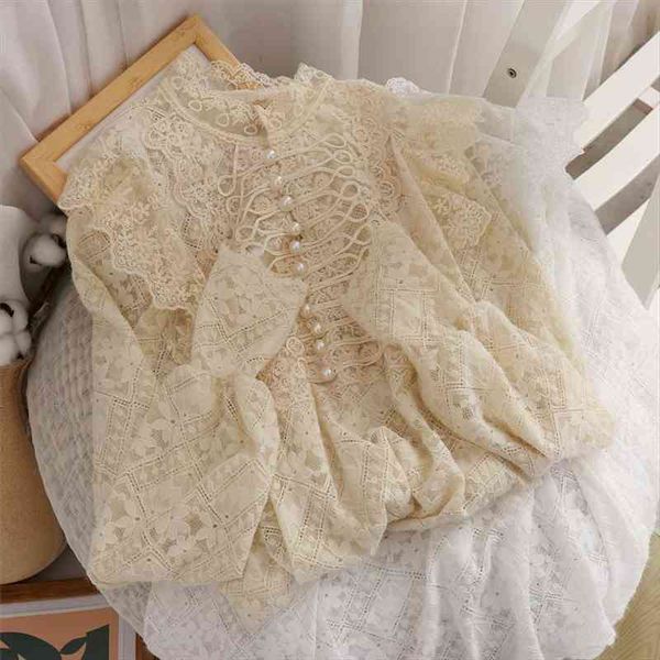 

spring omen white lace blouses vintage girl beading shirts lady long sleeve blusas basic pullovers bottomings 886