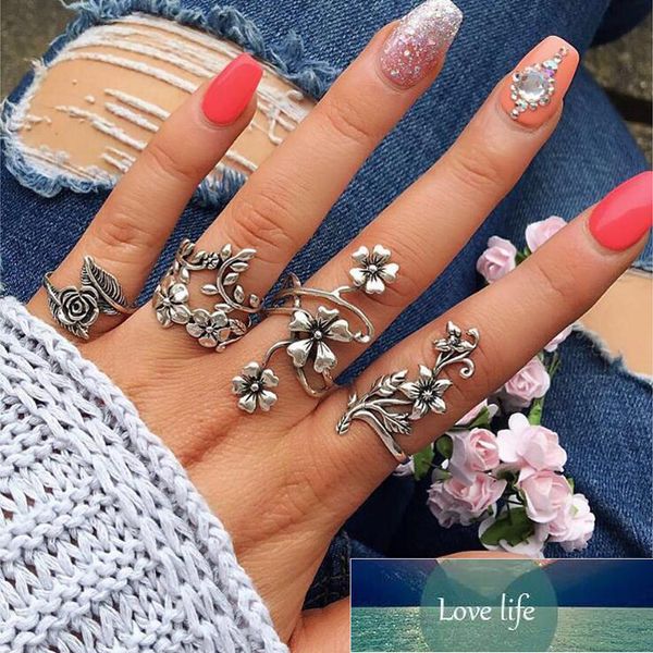 

tocona 4pcs/set antique silver color vintage bohemia ring set rose flower rings for women charm bohemia floral knuckle ring 6047 factory pri