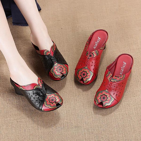 

2021 summer leather sandals with thick heels women's shoes national style flower hollow fish mouth sandals women's, Black