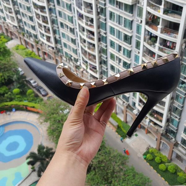 

2021 real cowhide leather wedding shoes pumps stud sandals 1, Black