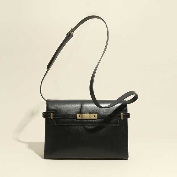 

hanghhangbag luxury designer fashion hand handbag handbags backpack wallet purse shoulder crossbody tote bags mini bag leather fashiona