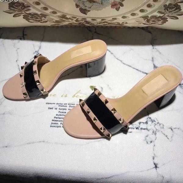 

classic luxury designer one-piece rivet slipper middle heels sandal glossy patent leather high heel slippers for ladies with complete packag, Black