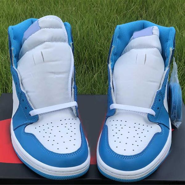 

2021 news jumpman 1 1s basketball shoes high travis scotts banned bred toe chicago north carolina blue men womens sporta11