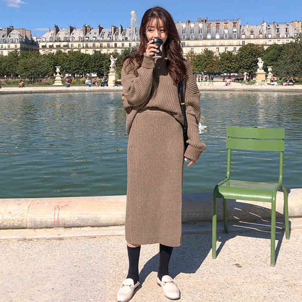 

ladies, sleek, sturdy shirt, skirt 2 piece all women's fashion, loose sleeve, pullovers, winter suits. isaa, Black