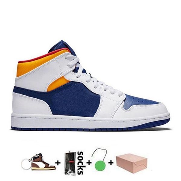 

2021 fashion with box jumpman 1 1s women mens basketball shoes high og hyper royal patina mid barely orange fearles shadow 2.0 twist3kw5