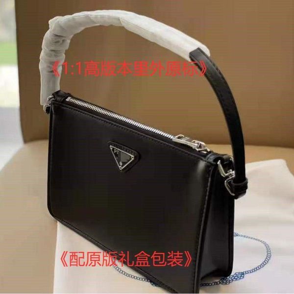 

p family armpit small square bag 2021 new net red lin retro one shoulder portable mirror triangle cleo handbag ysj
