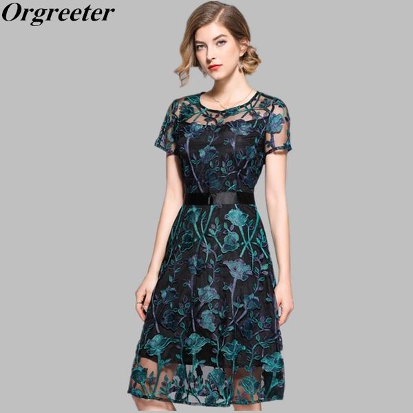 

vintage flower embroidery women dress summer fashion o-neck short sleeve knee-length mesh pencil dresses 210525, Black;gray
