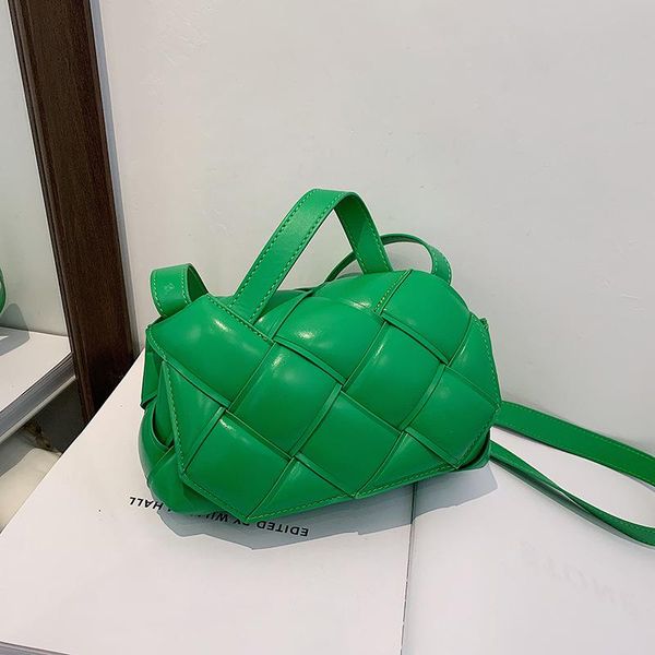 

cosmetic bags & cases vip18