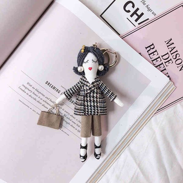 

fashion girl heart doll creative real mink fur keychain pompom luxury car bag pendant, Silver