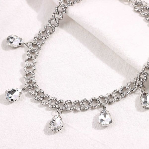 

silver color shiny crystal stone pendant cuban necklaces jewelry women punk hip hop miami cuban link chain metal chunky choker q0809