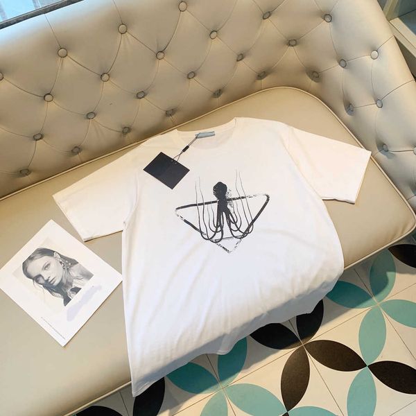 

luxury men's t-shirts p home pra triangle letter printing men and women with the same round neck short-sleeved cotton t-shirt couple, White;black